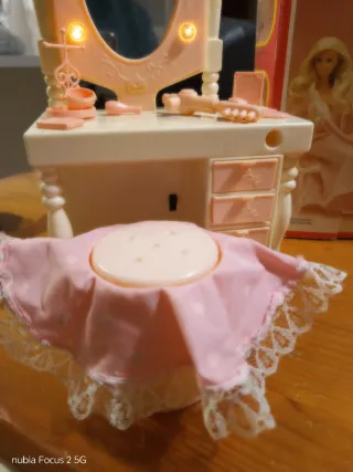 Tocador Barbie Ensueño con luz 1982