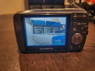 Cámara Digital Olympus 6.0 Megapíxeles
