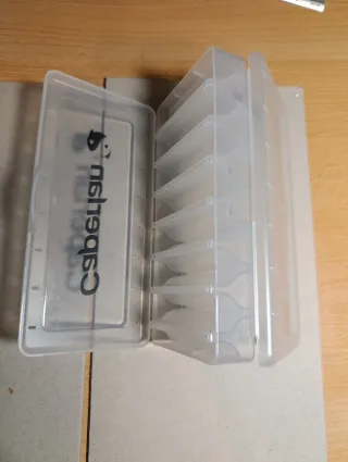 Caja señuelos pesca reverse