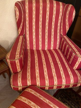 Pareja Sillones Orejeros Lujo + Reposapiés