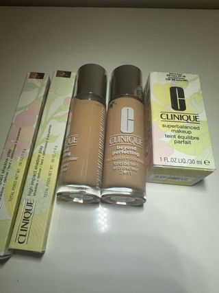 Clinique lote de maquillaje