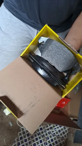 Se reparan coches y mantenimiento a buen precio