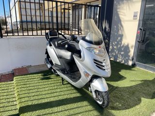 Kymco Grand Dink 125cc Maxiscooter