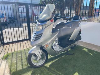 Kymco Grand Dink 125cc Maxiscooter