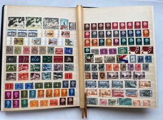 Clasificador Sellos Antiguos Diferentes Países 16P