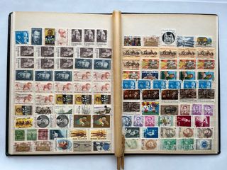 Clasificador Sellos Antiguos Diferentes Países 16P