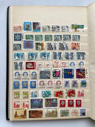 Clasificador Sellos Antiguos Diferentes Países 16P