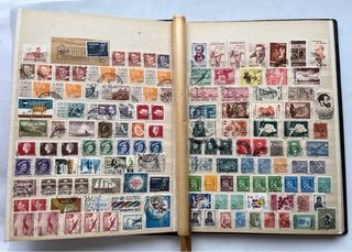 Clasificador Sellos Antiguos Diferentes Países 16P