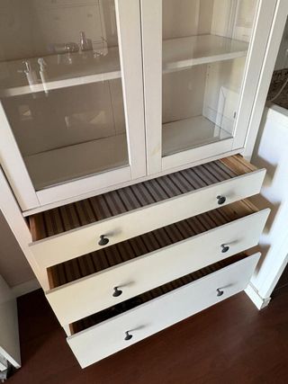 Vitrina Blanca Hemnes Ikea con Cajones