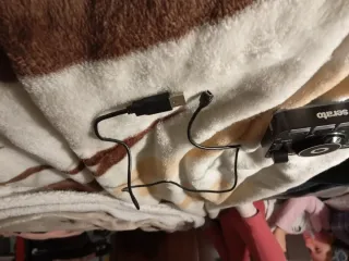 Mesa DJ Hercules Portátil con Cable