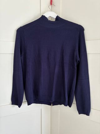 Jersey cremallera trasera de Zara. Talla M