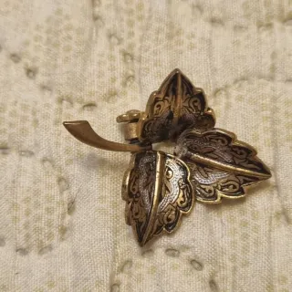 Pendiente vintage de clip antiguo (pieza suelta)