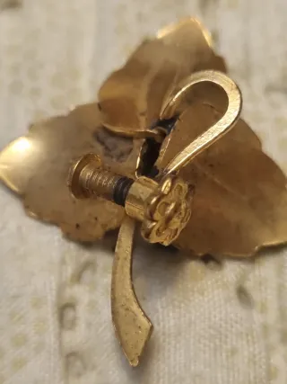 Pendiente vintage de clip antiguo (pieza suelta)