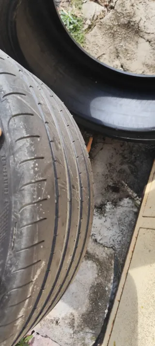 Neumático 255/35 R19