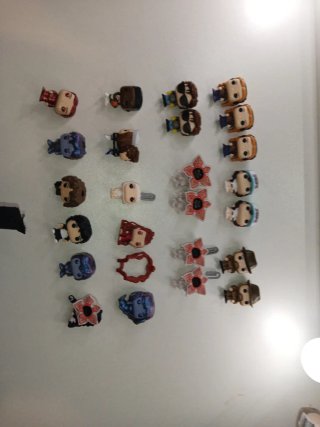 Figuras Stranger Things Kinder