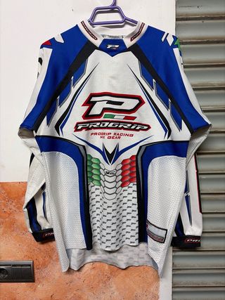 Conjunto Moto Progrip seminuevo