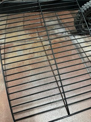 Barbacoa de gas negra y plateada