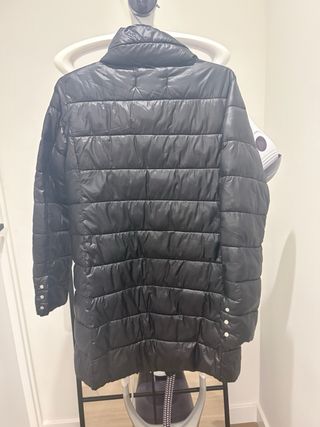 Abrigo plumífero largo Mango Negro Talla L