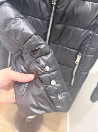 Abrigo plumífero largo Mango Negro Talla L