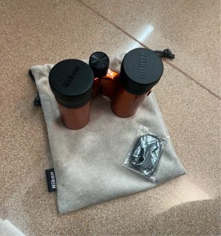 Prismáticos Nikon Aculon T01 8x21 Naranjas