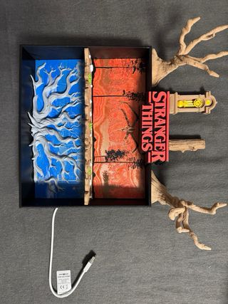 Expositor Stranger Things 3D Kinder Joy