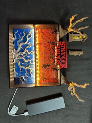 Expositor Stranger Things 3D Kinder Joy