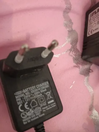 Cargadores Baterías coches o  motos infantil y otr