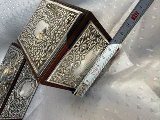 Cajitas de plata con tapa labrada