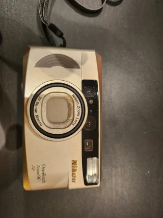 Cámara Nikon One-Touch Zoom 90 AF
