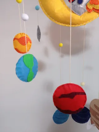 Móvil Cuna Planetas y Cohete Hecho a Mano