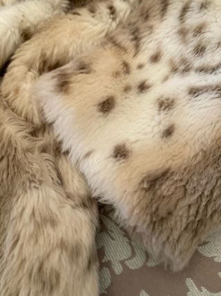 Chaquetón estampado animal tonos suaves