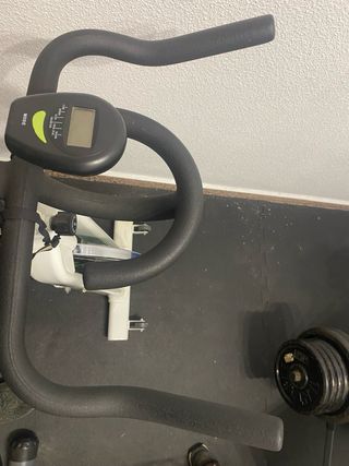Banco de musculación,pesas mas bici de spinning