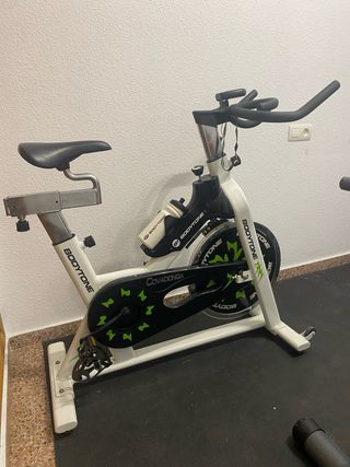 Banco de musculación,pesas mas bici de spinning