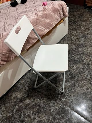 Mesa y Silla Plegable Blanca IKEA