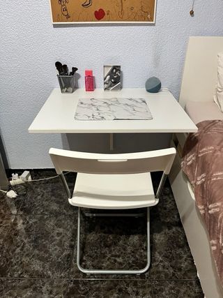 Mesa y Silla Plegable Blanca IKEA