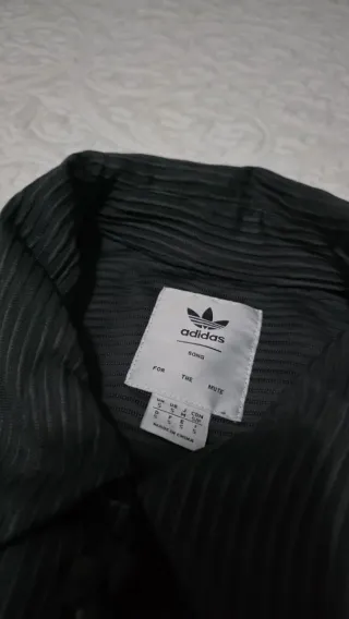 Camisa Adidas Oversize Negra Talla S