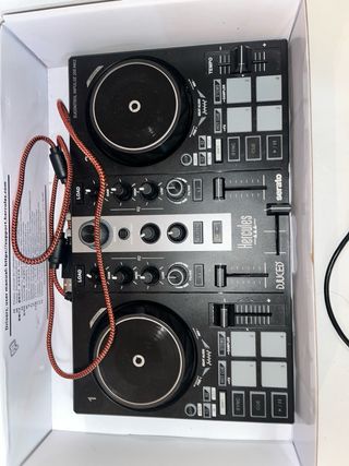 Controladora DJ Hercules DJControl Inpulse 200 MK2