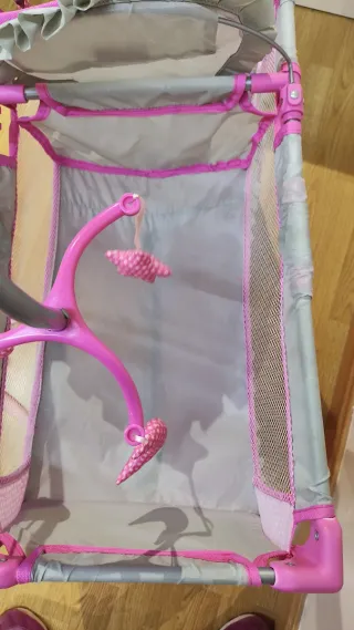 Cuna-trona de juguete rosa