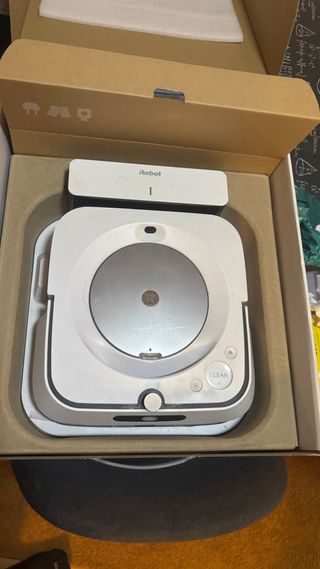 Robot friegasuelos Braava jet m6 irobot Blanco
