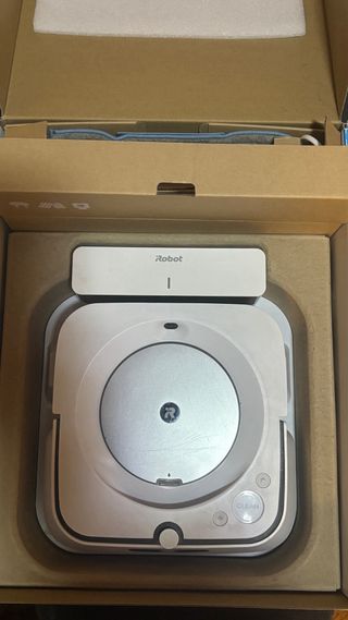 Robot friegasuelos Braava jet m6 irobot Blanco