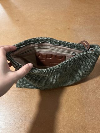 Bolso/Clutch Adolfo Domínguez Rafia Verde