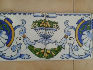 A56 5 AZULEJOS MODERNISTAS CONCHAS NARANJAS HOJAS