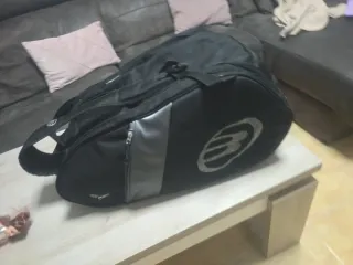 Paletero Bullpadel Negro