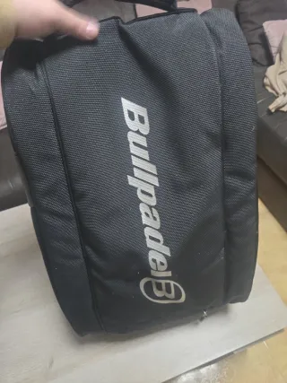 Paletero Bullpadel Negro