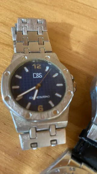 Reloj varias marcas desconozco si funcionamiento