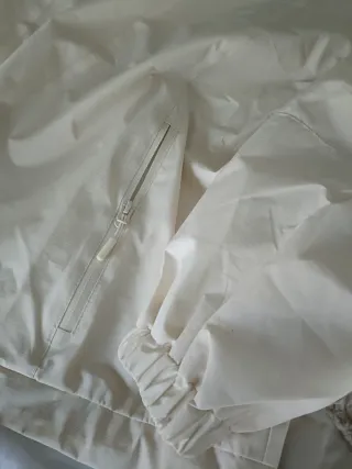 Chubasquero beige nuevo