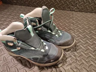 Botas de montaña Quechua impermeables