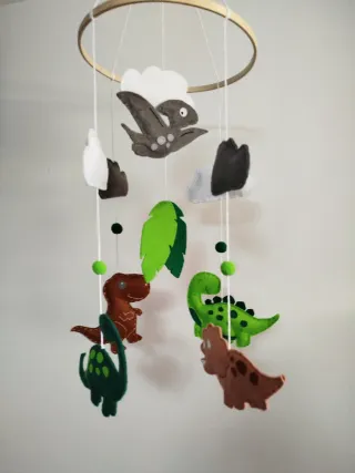 Móvil Cuna Dinosaurios Hecho a Mano