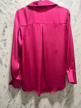 Camisa satinada fucsia Zara Talla XS