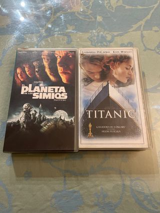 VHS El Planeta de los Simios y Titanic
